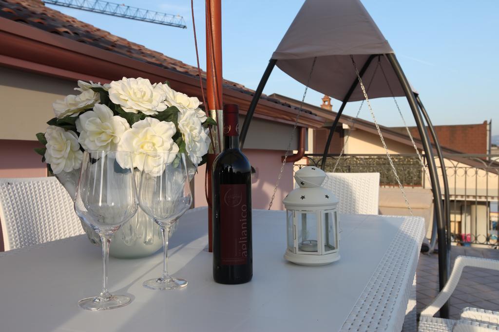 Amira Luxury Apartments 산타 마리아 카푸아 베테레 외부 사진